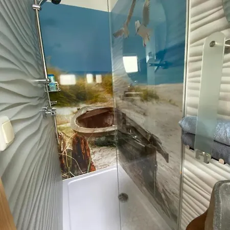 Pilgerbox, Tiny House Trifft Urlaub, Optional Mit Sauna Und Whirlpool * Dahlem (Euskirchen)