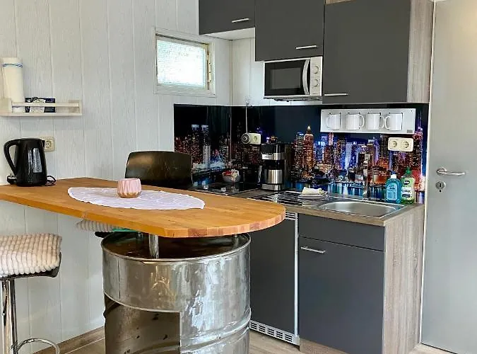 Pilgerbox, Tiny House Trifft Urlaub, Optional Mit Sauna Und Whirlpool Vakantiehuis Dahlem (Euskirchen)